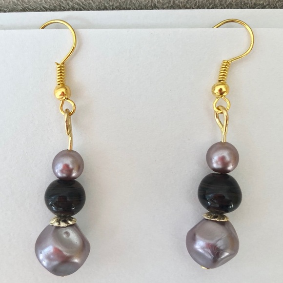 3 pairs for $25/NWT handmade dangling earrings - Picture 2 of 2